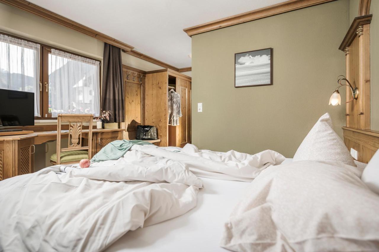 Hotel Sieghard Zillertal Hippach Kültér fotó