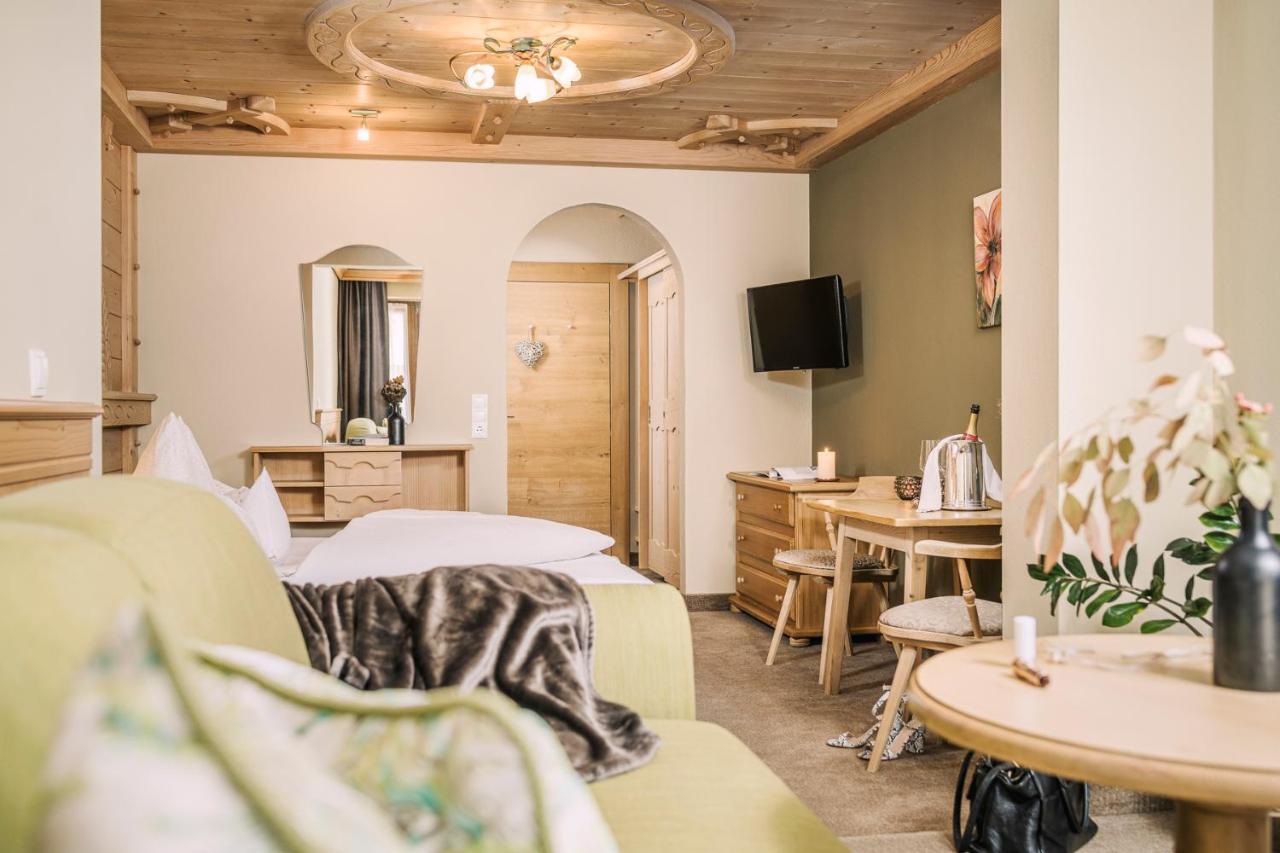 Hotel Sieghard Zillertal Hippach Kültér fotó